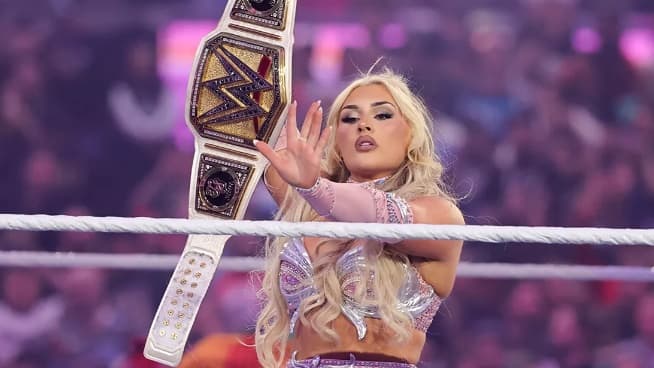 WWE News: Tiffany Stratton’s Airport Ordeal and More from the WWE Universe